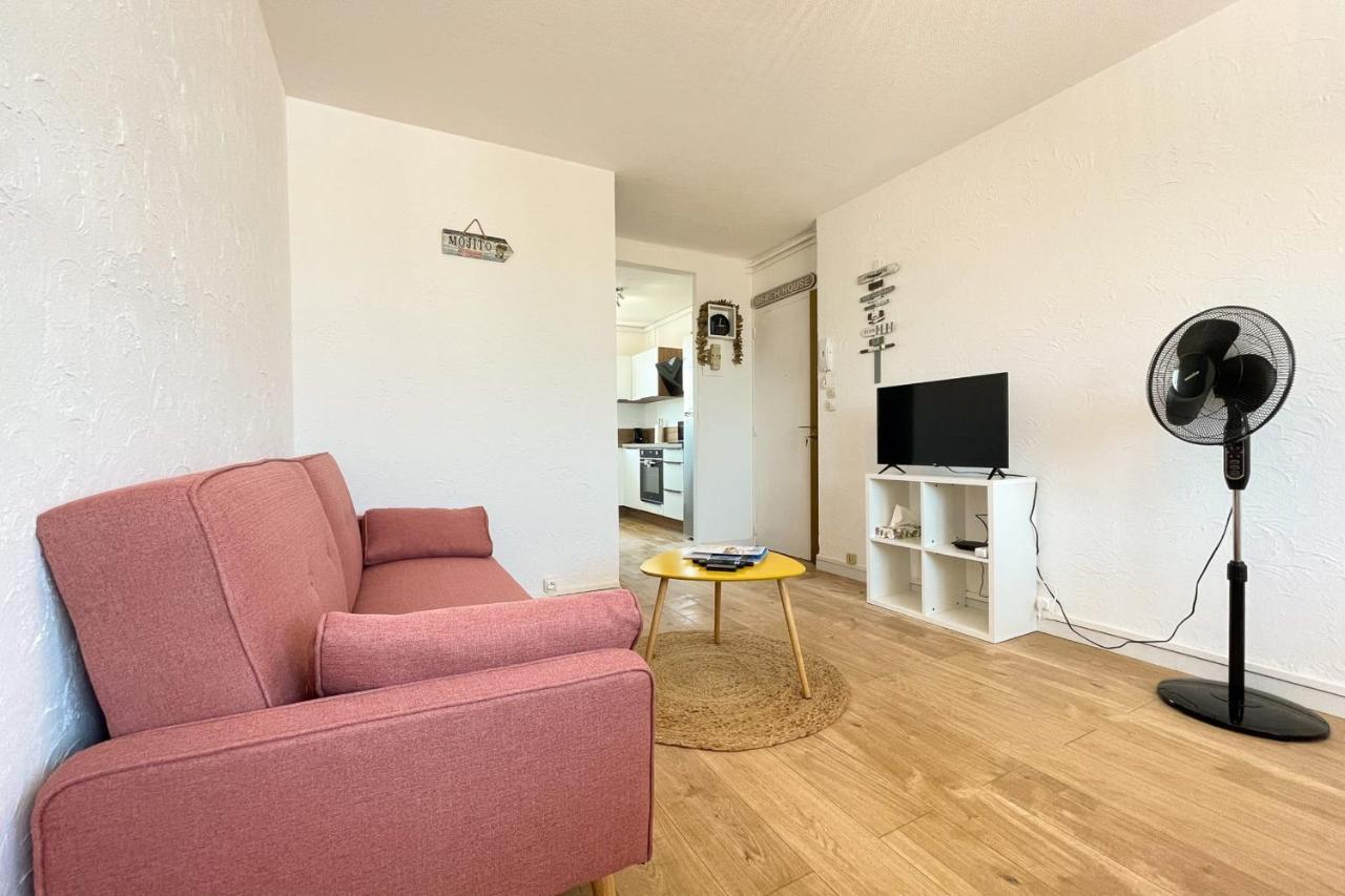 Apartment 5 Guests Near The Beaches - Saint Raphael Exteriör bild